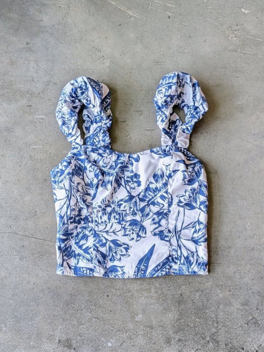 Abercrombie & Fitch Bubble Strap Poplin Tank Top Blue White Floral small